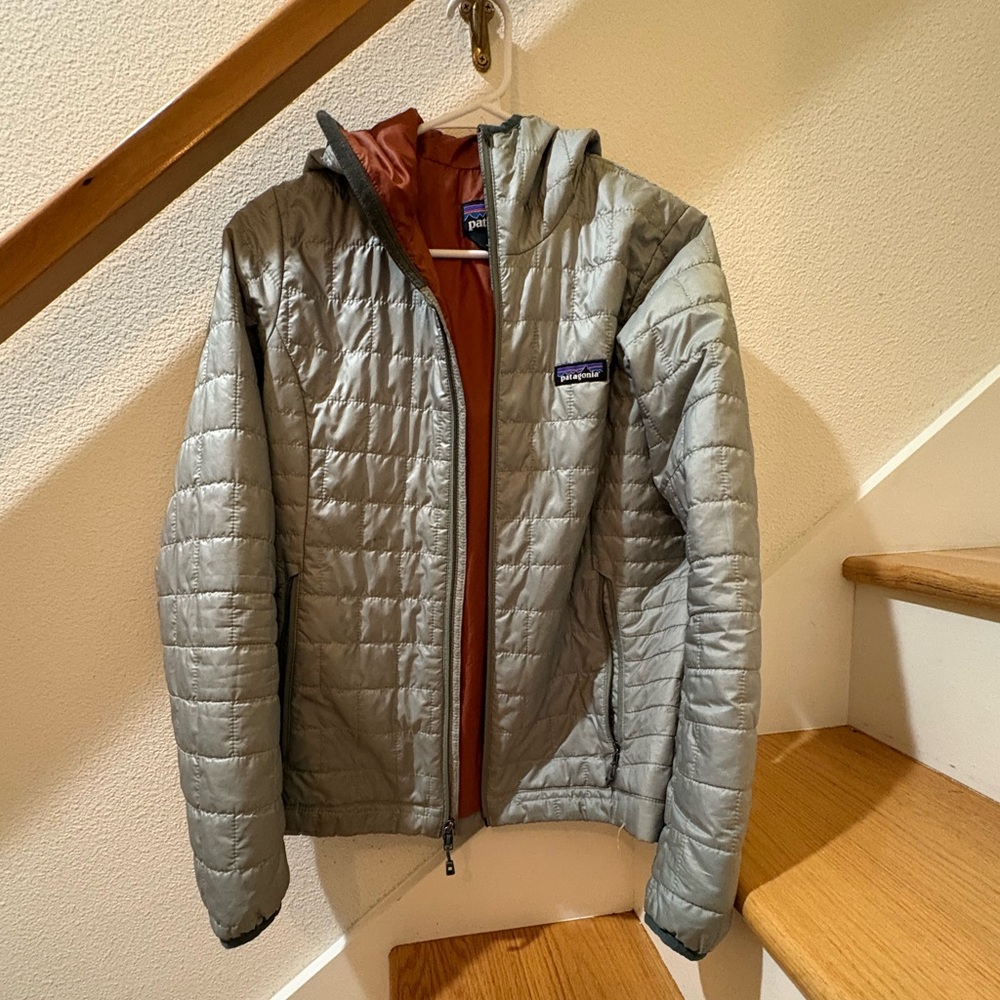 Patagonia Nano Puff Hooded Puffer Jacket